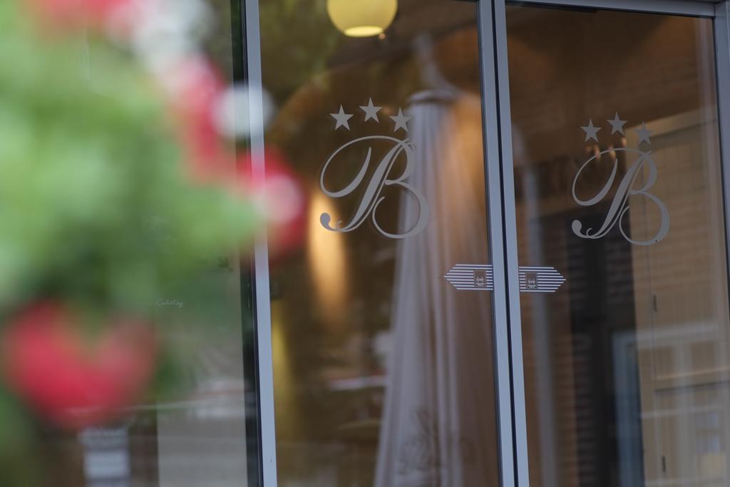 וידמרק Hotel Brunnenhof International מראה חיצוני תמונה